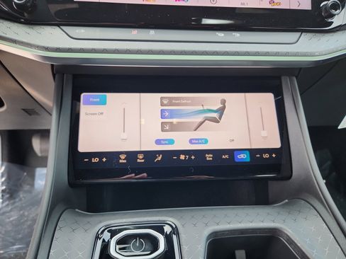 New 2025 Jeep Wagoneer S Limited image 12