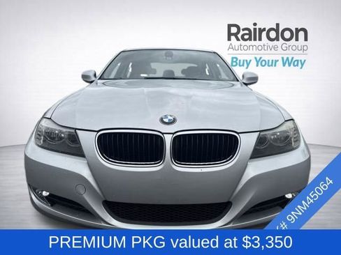 Used 2009 BMW 328i Sedan RWD image 2
