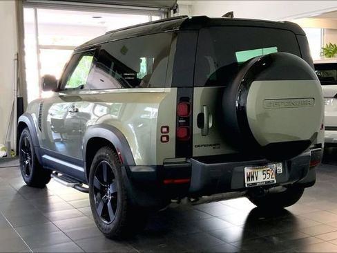 Used 2023 Land Rover Defender 90 SE AWD/4WD image 5