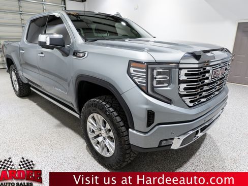 Used 2025 GMC Sierra 1500 Denali w/ Technology Package AWD/4WD image 6