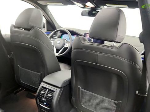 Used 2024 BMW X3 sDrive30i w/ Convenience Package RWD image 40