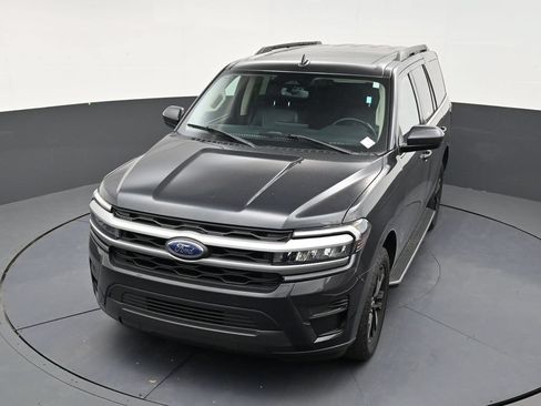 Used 2023 Ford Expedition XLT RWD image 19