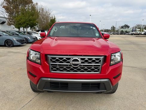 Used 2022 Nissan Frontier SV image 9