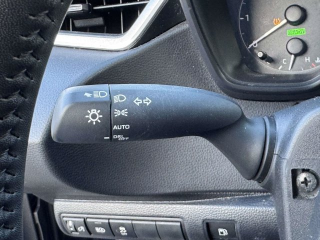 Used 2024 Toyota Corolla SE FWD image 28