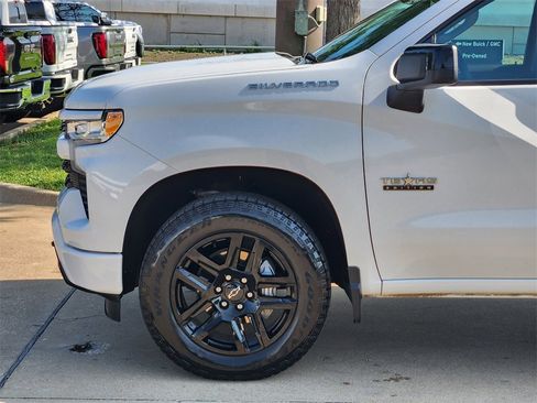 Used 2023 Chevrolet Silverado 1500 RST image 9