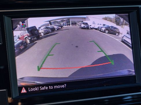 Used 2024 Volkswagen Taos S image 5