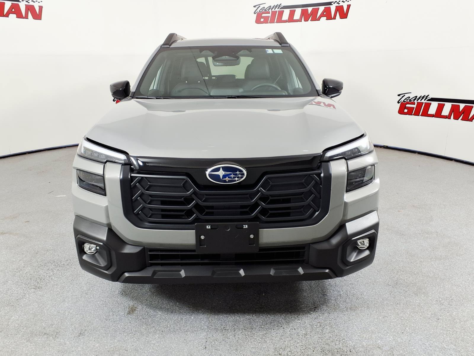 Used 2026 Subaru Outback Premium AWD/4WD image 2