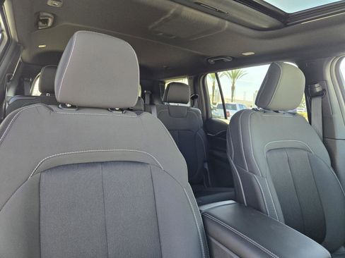 New 2026 Jeep Grand Cherokee L 2WD image 32