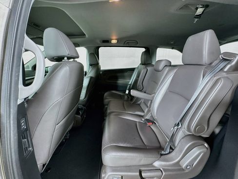 Used 2019 Honda Odyssey EX-L image 25