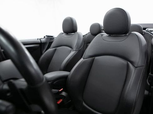Used 2022 MINI Cooper S image 5