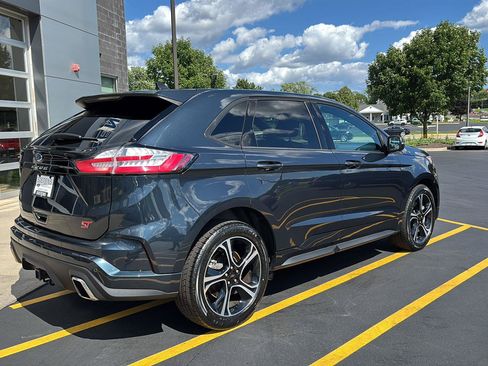 Used 2023 Ford Edge ST AWD/4WD image 6