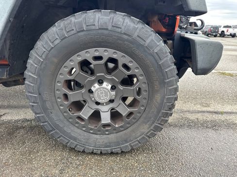 Used 2011 Jeep Wrangler Unlimited Rubicon w/ Trailer Tow Group AWD/4WD image 4