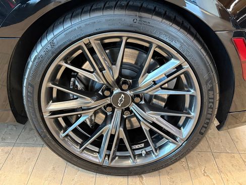 Used 2022 Chevrolet Camaro ZL1 RWD image 36