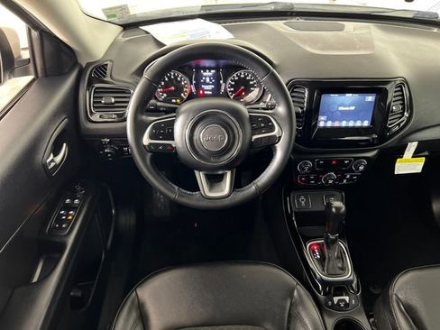 Used 2019 Jeep Compass Altitude image 15