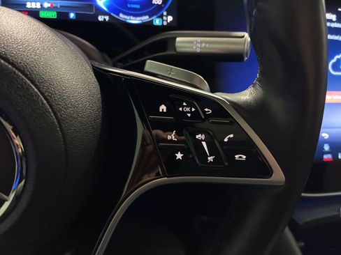 Used 2023 Mercedes-Benz EQS 580 4MATIC SUV image 12