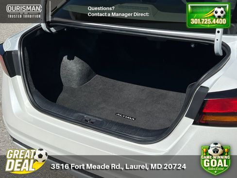 Used 2024 Nissan Altima 2.5 SV FWD image 19