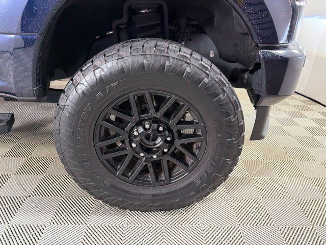 Used 2022 Ford F250 Lariat w/ Lariat Ultimate Package AWD/4WD image 19