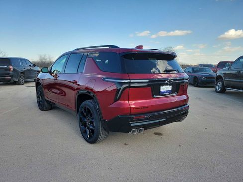 New 2026 Chevrolet Traverse RS w/ LPO, Floor Liner Package FWD image 6