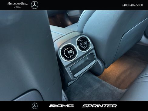 Used 2024 Mercedes-Benz C 300 Sedan image 21