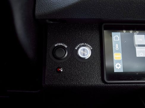 Used 2019 Mercedes-Benz Sprinter 144 image 56