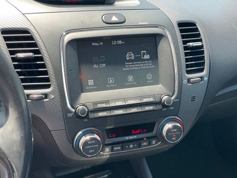 Used 2017 Kia Forte EX FWD image 16