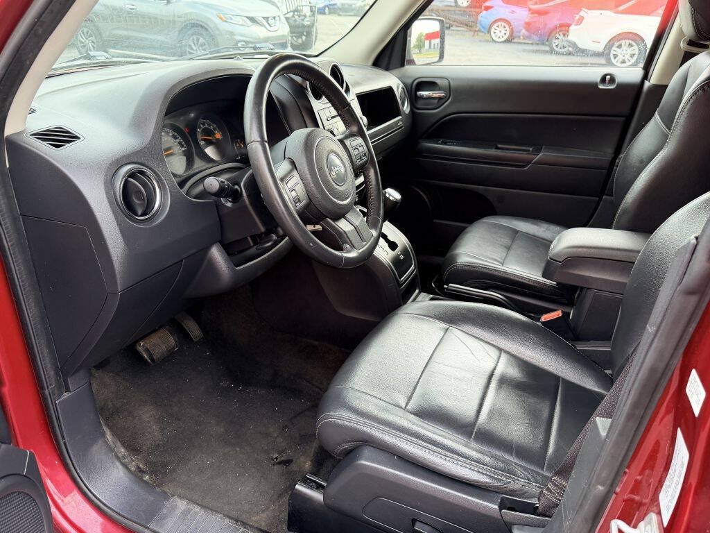 Used 2016 Jeep Patriot High Altitude AWD/4WD image 9