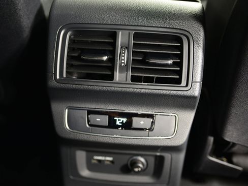 Used 2023 Audi Q5 2.0T Premium w/ Convenience Package image 23