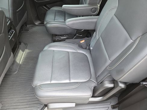 Certified 2023 Chevrolet Traverse LT image 23