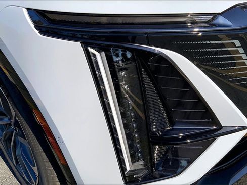 New 2026 Cadillac Lyriq Premium Sport image 14