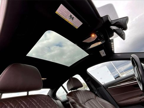 Used 2022 BMW M550i xDrive w/ Shadowloine Package image 17