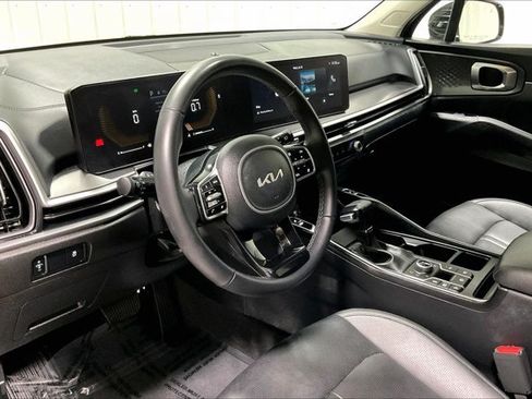Used 2024 Kia Sorento S w/ Panoramic Sunroof Package AWD/4WD image 14