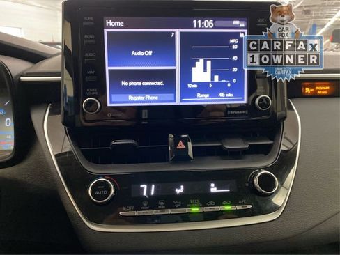 Used 2022 Toyota Corolla LE image 31