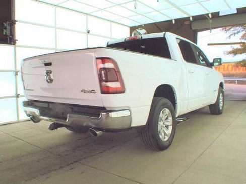 Used 2023 RAM 1500 Laramie AWD/4WD image 4