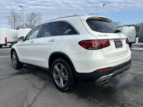 Used 2022 Mercedes-Benz GLC 300 4MATIC image 5