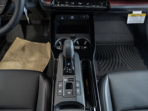 New 2026 Toyota Prius Plug-In Hybrid FWD image 28