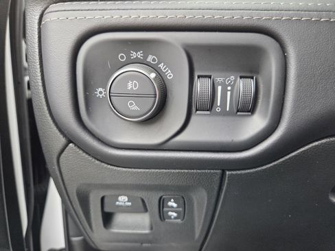Used 2023 RAM 1500 Limited AWD/4WD image 21