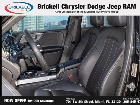 Used 2021 Mercedes-Benz GLB 250 4MATIC w/ Premium Package image 16