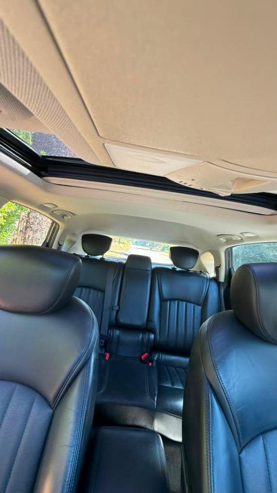 Used 2016 INFINITI QX50 AWD w/ Premium Plus Package image 23