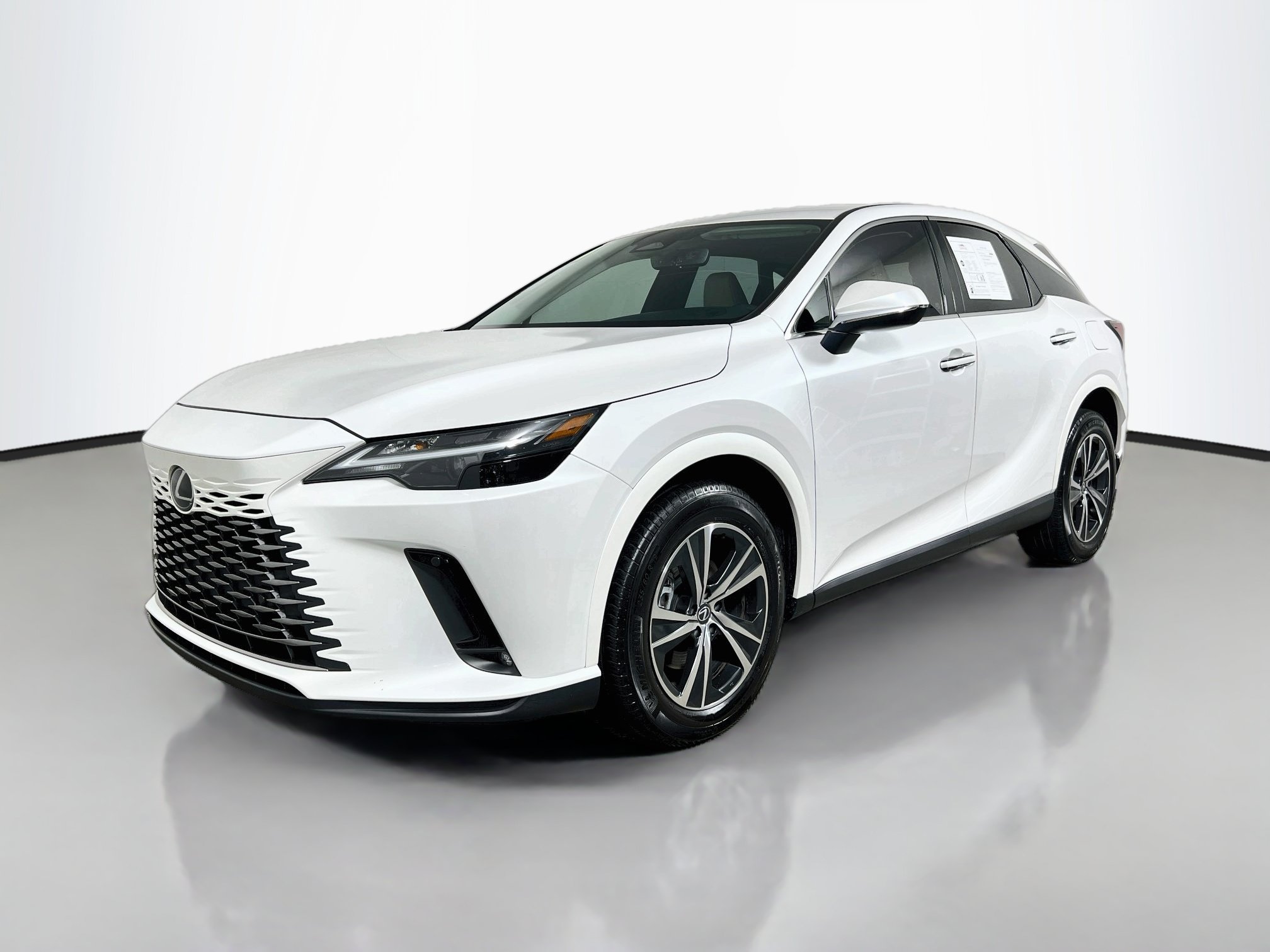 Used 2024 Lexus RX 350 FWD w/ Technology Package image 10