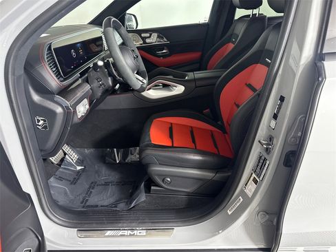 Certified 2025 Mercedes-Benz GLE 53 AMG 4MATIC Coupe image 9