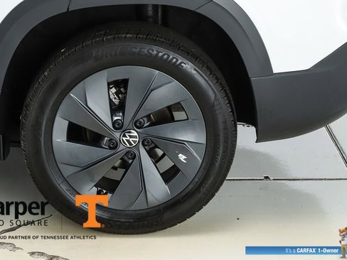 Used 2025 Volkswagen Taos S FWD image 6