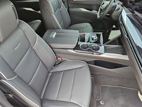 New 2026 Cadillac Escalade Sport AWD/4WD image 15