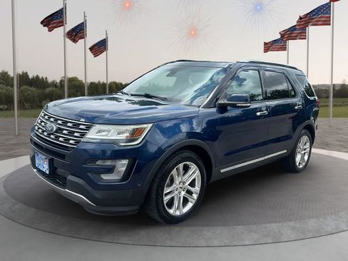 Used 2016 Ford Explorer Limited w/ Equipment Group 301A FWD image 3