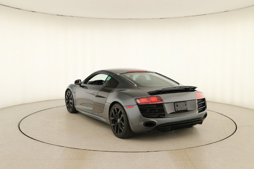 Used 2011 Audi R8 V10 AWD/4WD image 4