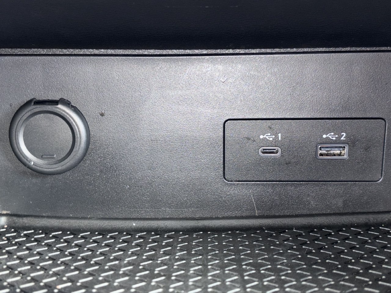 Certified 2025 Nissan Pathfinder SV FWD image 22