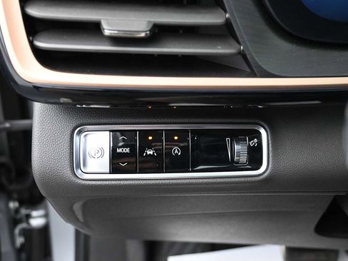 Used 2025 Buick Envision Sport Touring AWD/4WD image 9