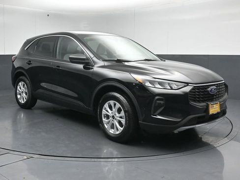 Certified 2024 Ford Escape Active AWD/4WD image 1
