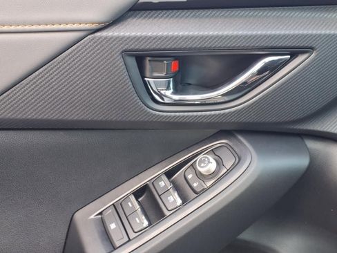 New 2025 Subaru Crosstrek 2.5i Limited image 12