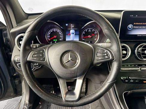 Used 2018 Mercedes-Benz GLC 300 4MATIC w/ Multimedia Package image 10
