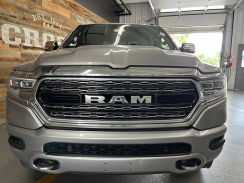 Used 2022 RAM 1500 Limited w/ Body Color Bumper Group AWD/4WD image 11